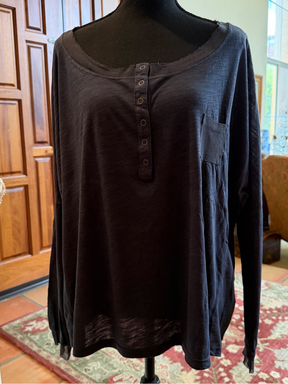 XCVI Top Womens XL Gray Knit Long Sleeve Shirt Lightweight Button Front Pockets